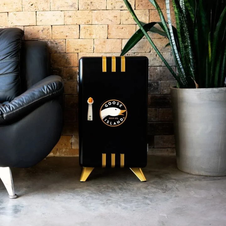 Cervejeira Memo 37 Litros Goose Island Preta-a1720319-ef82-46da-8463-2c5159bb6888