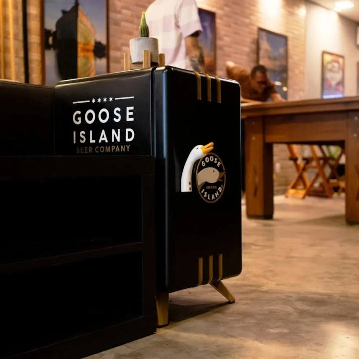 Cervejeira Memo 37 Litros Goose Island Preta-75a1d61a-3848-4052-8dbf-00c2092f76c3